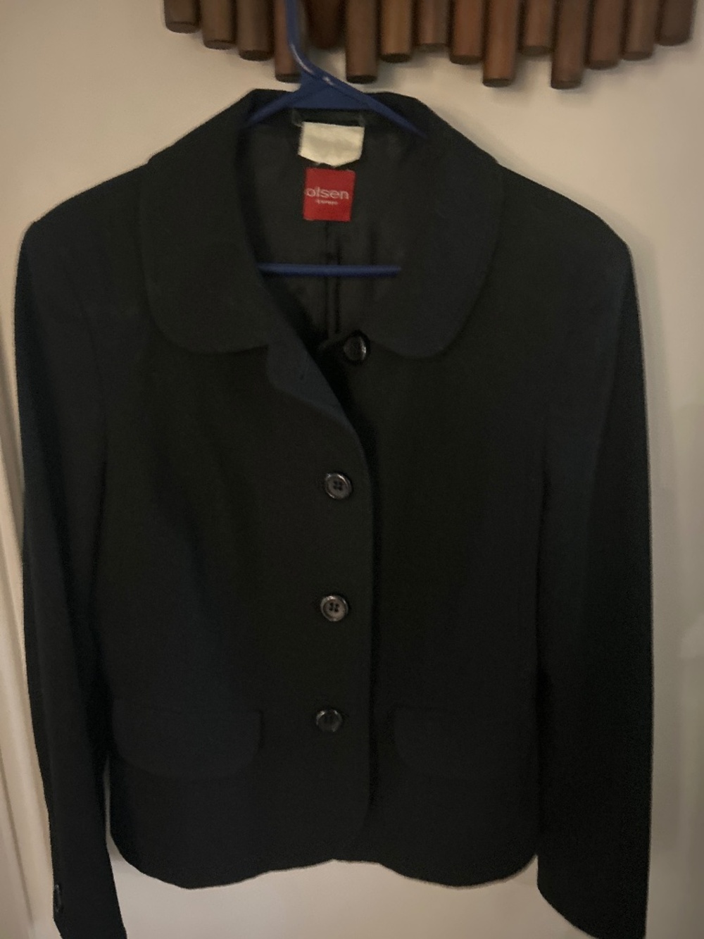 Olsen black blazer